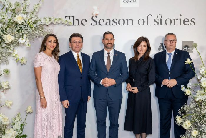 Stories 25 Two